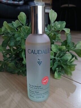 Caudalie Beauty Elixir Facial Mist – Gives Smoothing & Glowing Complexion